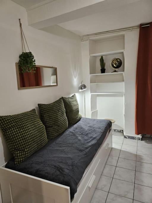 1-Centre-Ville Studio 25M2 Box A Bagages Gratuits Carcasona Exterior foto